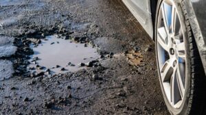 8 Signs That Your Car Has Pothole Damage